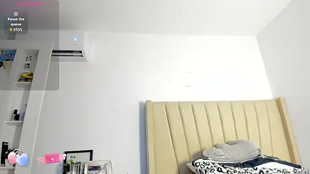 Mady-Edwards online show from November 21, 11:07 pm