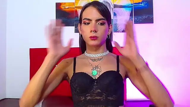 lilithnyx333 online show from July 22, 12:22 am