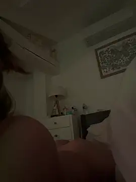 lyajoliee online show from May 13, 3:07 pm