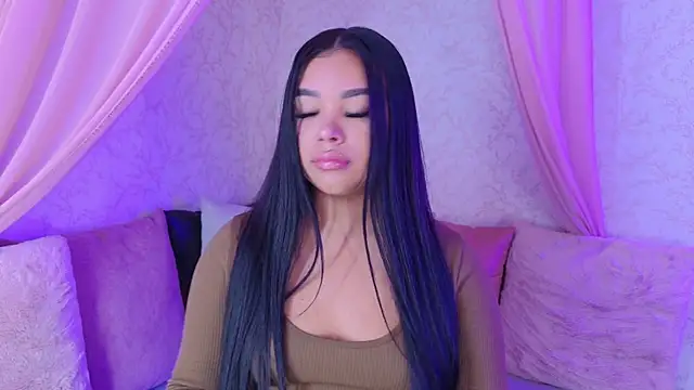 MarianaGarciaa   online show from July 10, 7:25 pm