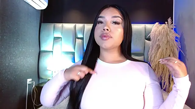MarianaGarciaa   online show from July 27, 7:11 pm