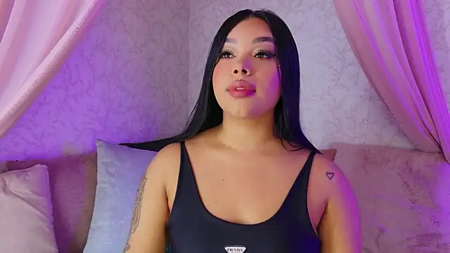 MarianaGarciaa   online show from July 7, 6:43 pm