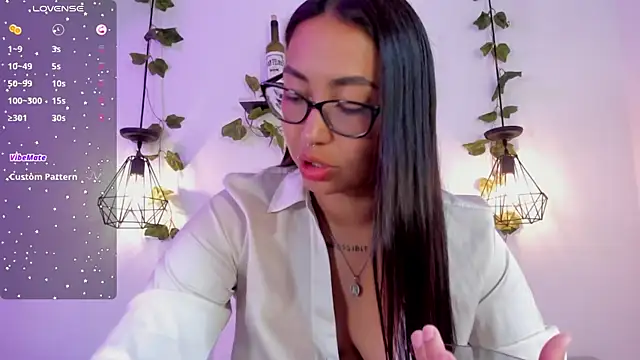 melanieecox online show from June 7, 7:43 pm