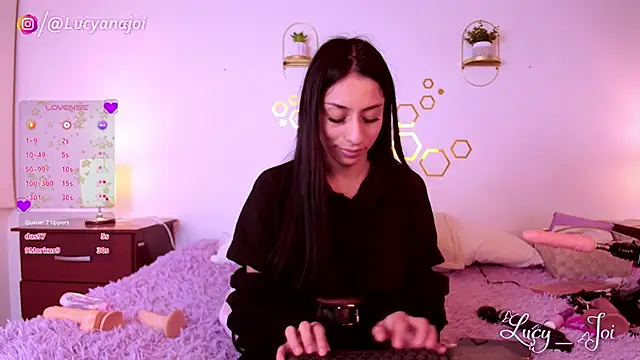 Lucy joi online show from October 15, 3:31 am