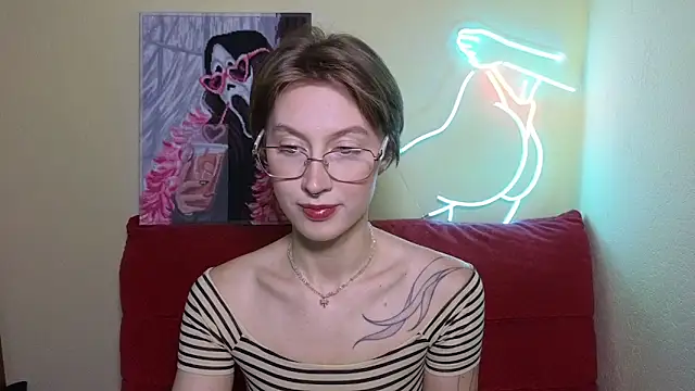 MalvinaBlum online show from June 20, 7:45 am