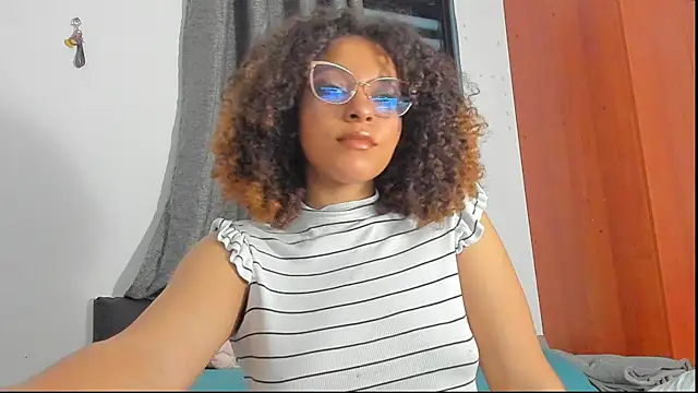 Ada gales  online show from November 4, 2:38 am