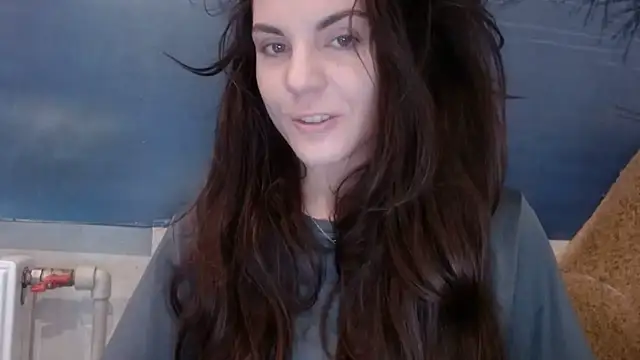 Snapshot of AliceTailor chatting on October 14, 11:57 am AliceTailor online show from October 14, 11:57 am
