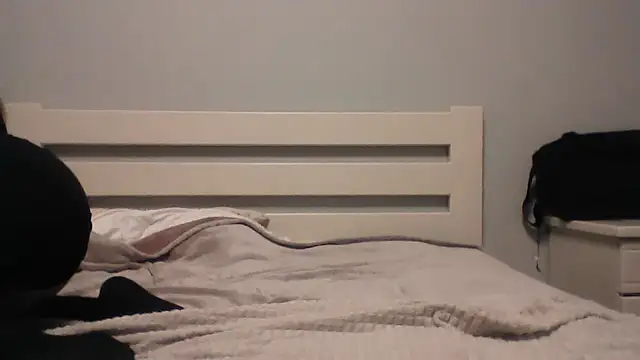 IceDanielles online show from February 18, 10:31 pm