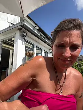 Lwhite1 online show from July 16, 3:05 pm