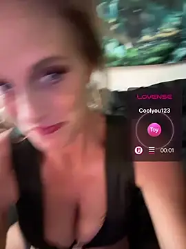 vixendoll87 online show from July 8, 1:41 am