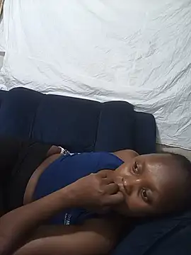 cute ella online show from June 19, 11:24 am