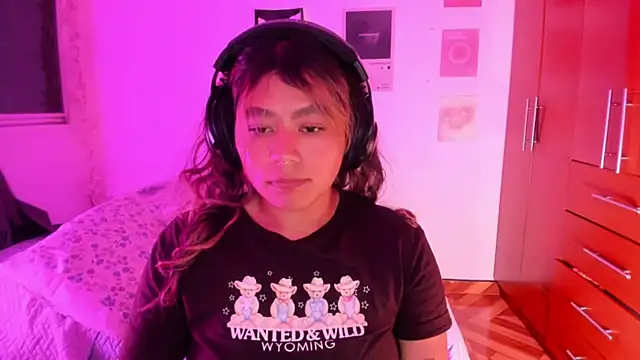 StephaniFox online show from May 3, 12:03 am