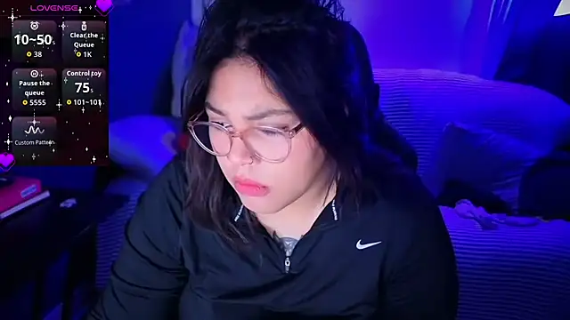 miacanela xo online show from February 1, 2:10 am