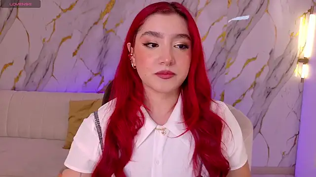 ViolettCastel online show from December 17, 8:13 pm