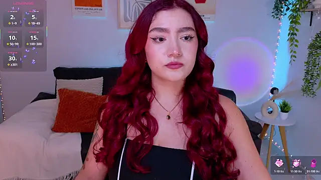 ViolettCastel online show from June 20, 12:25 am
