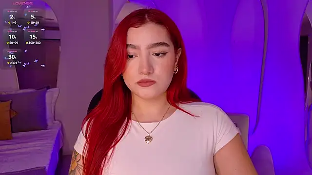 ViolettCastel online show from November 15, 7:48 pm