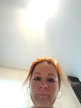 slettieada online show from December 2, 8:48 am