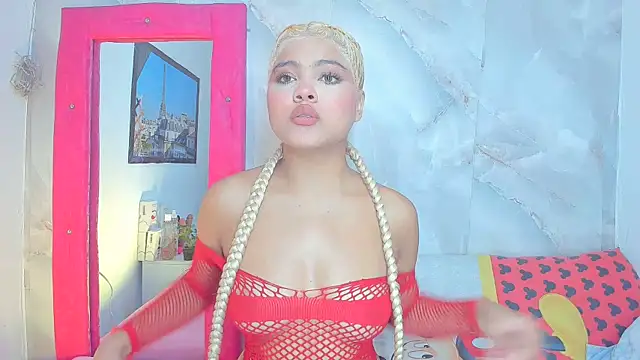 sofiacastillo01 online show from June 18, 1:38 pm