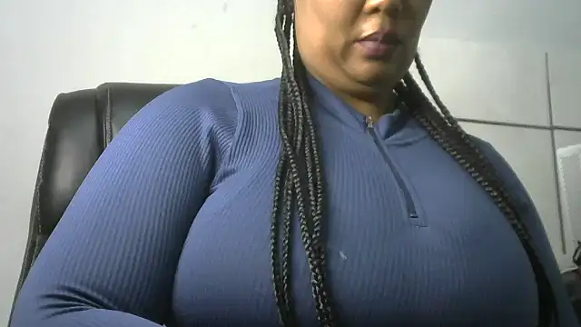 NippleMilkXx online show from May 1, 12:19 pm
