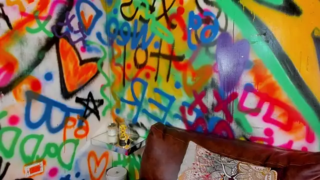 Liana Bernocchi online show from January 7, 8:12 pm