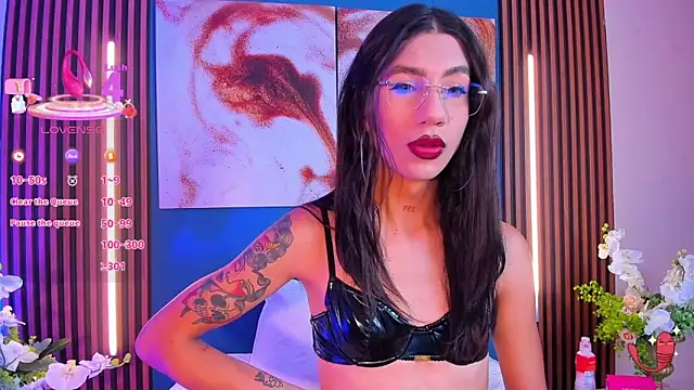 sofiaa grey  online show from October 1, 2:00 pm