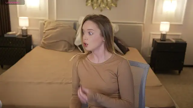 Cassy-Celestial  online show from March 19, 8:40 am