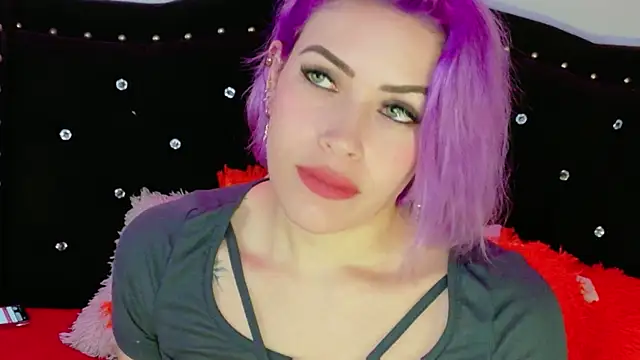 Natalia Montoya online show from July 28, 7:28 am
