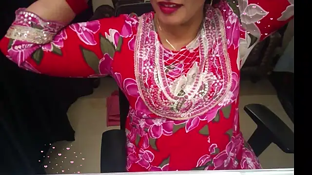 Arushisingh8888 online show from June 17, 2:51 pm