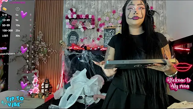Snapshot of Neko_Misaki chatting on October 17, 12:30 pm Neko Misaki online show from October 17, 12:30 pm