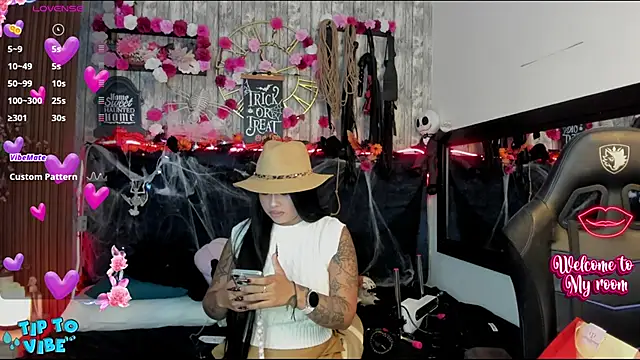 Snapshot of Neko_Misaki chatting on October 16, 12:19 pm Neko Misaki online show from October 16, 12:19 pm
