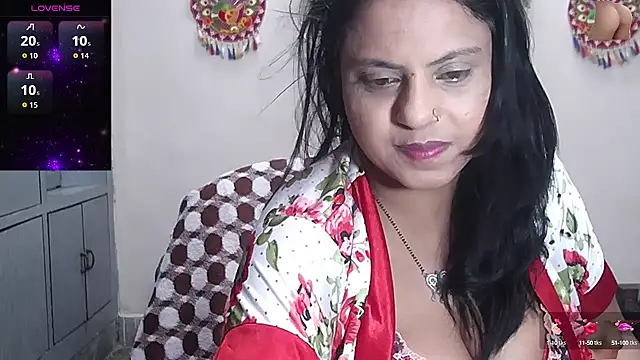Snapshot of Sexy_komolika chatting on September 21, 10:58 am Sexy komolika online show from September 21, 10:58 am