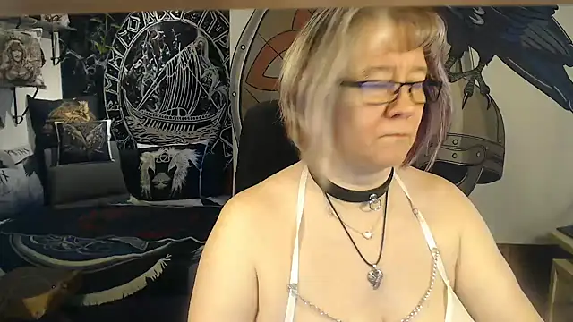 TittenMichelle online show from February 20, 7:10 am