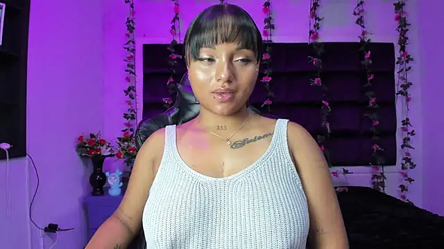sweelanna   online show from June 30, 12:21 am
