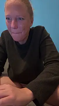 MoniqueLaFee online show from August 1, 2:13 am