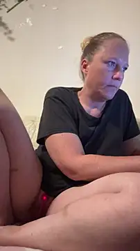 MoniqueLaFee online show from June 27, 1:07 am