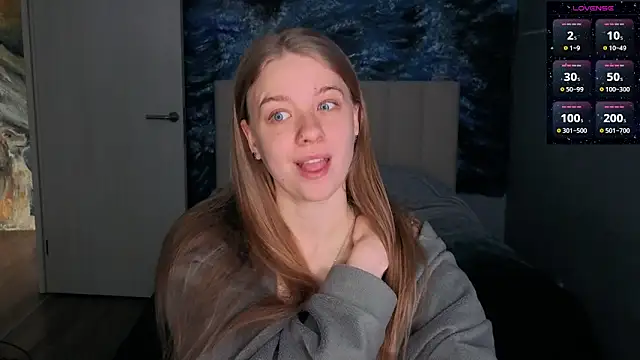 candy maggie online show from April 29, 1:14 pm