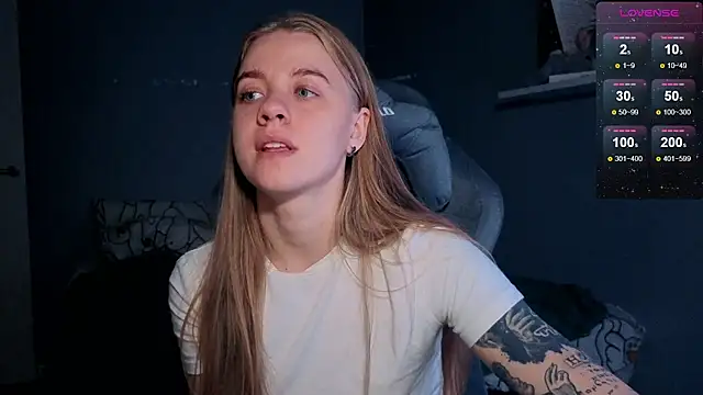 candy maggie online show from October 28, 6:35 pm