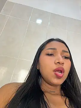 Barbiebrunette  online show from August 5, 5:14 am