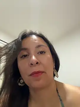 emely sexx20 online show from March 2, 1:38 am