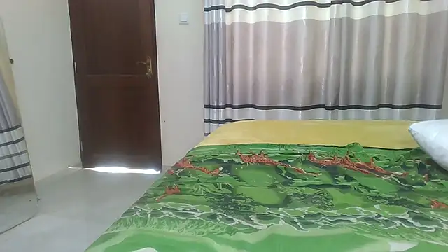 Fine assie online show from February 7, 6:50 am