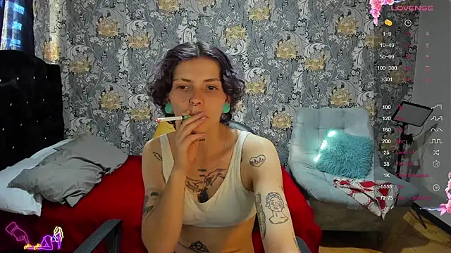 pretty cristal69 online show from July 17, 9:40 pm