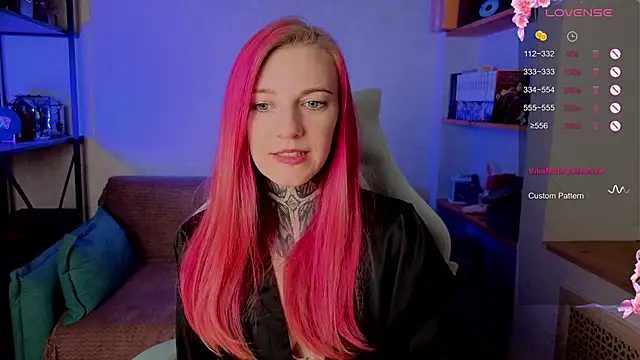 Roxy      online show from September 28, 8:47 pm