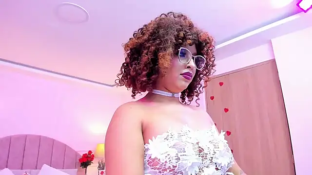 MadelaineJones online show from February 27, 12:16 pm