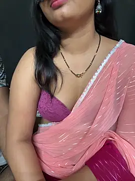 Snapshot of Magical-Couple-telugu chatting on September 27, 9:44 pm Magical-Couple-telugu online show from September 27, 9:44 pm