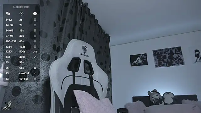 satanbabee online show from December 17, 11:42 pm