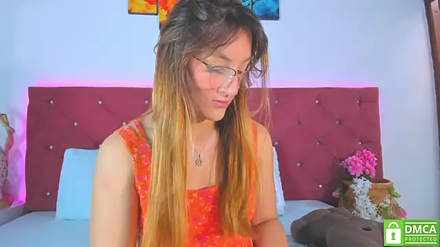 Snapshot of Ruth_harvey_ chatting on September 13, 1:19 pm Ruth harvey online show from September 13, 1:19 pm