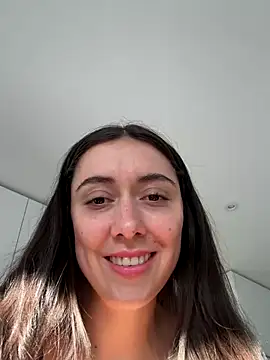 Snapshot of emiliasommer chatting on October 18, 2:42 pm emiliasommer online show from October 18, 2:42 pm