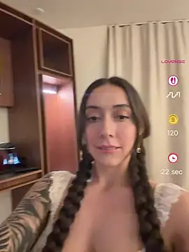 emiliasommer online show from May 28, 10:51 pm