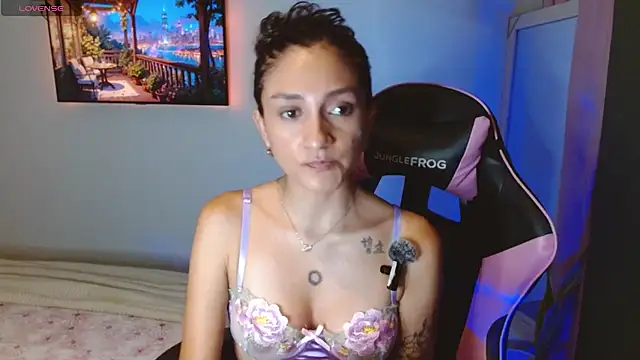 Mei Kelly online show from October 8, 3:00 am