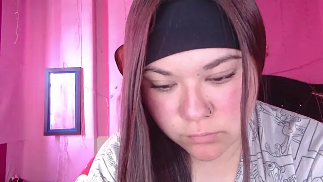 NikkiRous  online show from January 11, 6:13 pm